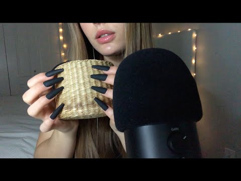 ASMR textured scratching with long nails✨