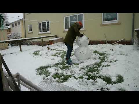 Building a Snowman (ASMR)