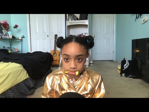 ASMR | My Little Sister Eating A Gummy Pizza 🍕 (HILARIOUS)