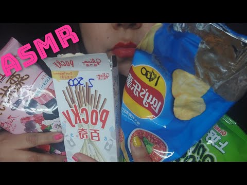 ASMR en Español / Probando dulces (Asiáticos) que me regalaron😍-Eating Sounds