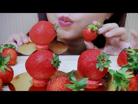 ASMR Strawberry pastry and fresh strawberry , SOFT CRUNCHY EATING SOUNDS | LINH-ASMR