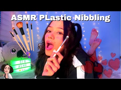 ASMR Plastic Makeup Brush Nibbling (VERY TINGLY)
