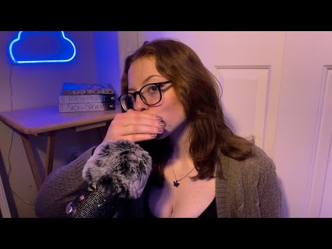 ASMR - Cupped & Slow Mouth Sounds! 👄💦