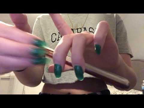 ASMR | FRIENDS TRY ASMR | tapping and scratching