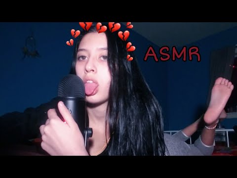 ASMR|Mouth Sounds|Hand Moments licking sounds,kissing sounds👄