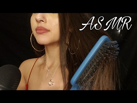 ASMR| Brushing my hair + Inaudible whispering 😴