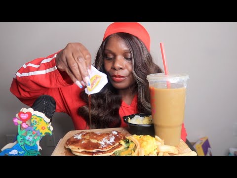 DENNY'S BLUE BERRY PANCAKES DUNKING COLD BREW ASMR EATING SOUNDS