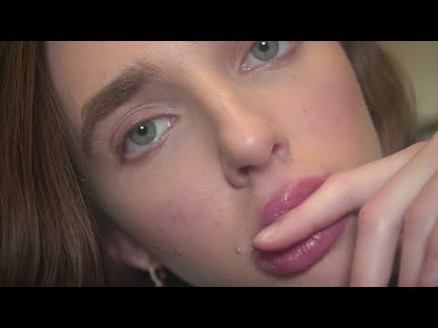 ASMR- WET LENS KISSES FROM YOUR GIRLFRIEND AND CLOSE UP LENS LICKING TO MELT YOU