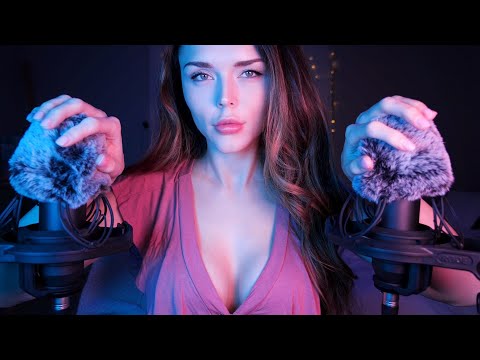ASMR | Fluffy Mic Scratching with Gentle Whispers