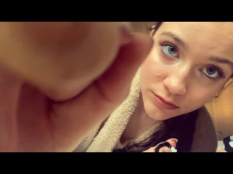 Asmr | Doing your Makeup Fast & Aggressive (Mouth sounds, Tapping…