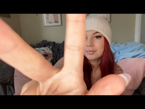 ASMR-TAPPING, SCRATCHING, PAPER FLIPPING AND CANDLES 😍