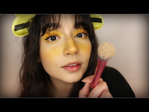 ASMR Big Sis Does Your Halloween Makeup 🎃 (Layered, Tapping, Brushing, Whispers)
