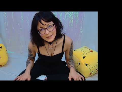 ASMR Armpit farting girl bubbles chewing
