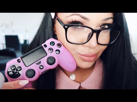 ASMR // GIRLFRIEND PLAYS VIDEO GAMES WITH YOU ROLEPALY! 🎮