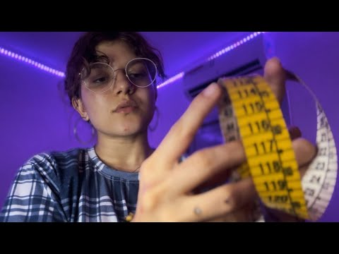 ASMR ~ Instrutora de academia fazendo sua avaliação corporal 🏋️‍♂️ Medidas, atenção pessoal, etc…