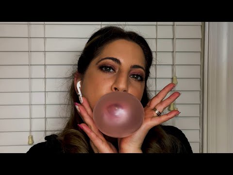Close-Up Gum Chewing ASMR 🍬 | No Talking 🤫🎧 | Bubble Blowing