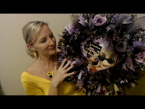 ASMR | Making a "Cougar Wreath" (Whisper)