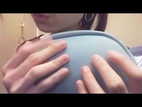 ASMR A Blue Purse~Fast and Slow Tapping Tingles