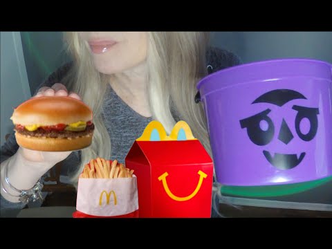 McDonald's Happy Meal VS Wendy's Kid's Meal | Boo Bucket | ASMR Mukbang, Review, Chit Chat, Whisper