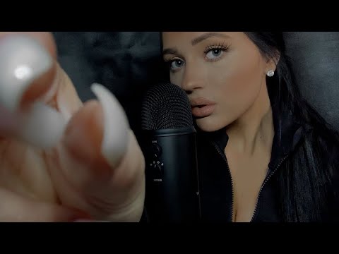 ASMR| GETTING SOMETHING OUT OF YOUR EYE (PERSONAL ATTENTION & CAMERA TAPPING)
