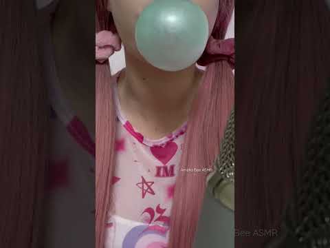LOL When you blow a huge bubble gum bubble and it gets stuck to your nose #bubblegum #bubbleblowing
