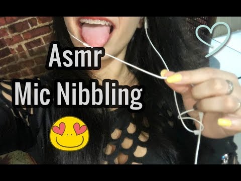 ASMR Mic Nibbling ❤ Mouth Sounds ❤