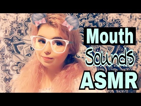 ASMR - Mouth Sounds // Kisses // Ear Eating