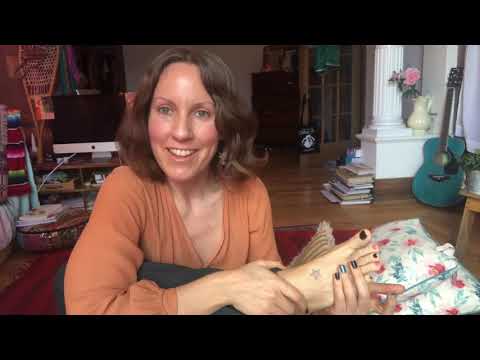 ASMR foot massage (how-to) whisper