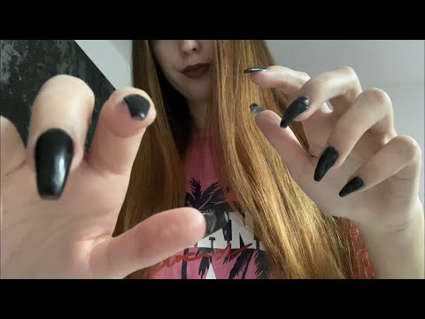 ASMR | CAMERA TAPPING and SCRATCHING with LONG NAILS - TAPPING ON YOU💞