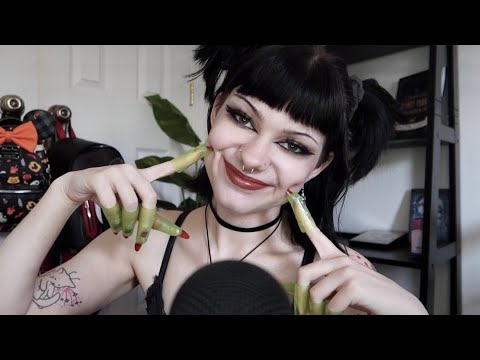 ASMR | Triggers w/ Witch Fingers 🧙🏻‍♀️ finger fluttering, mic scratching, visuals