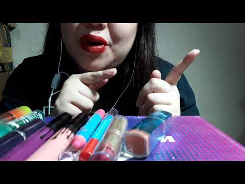 ASMR 14 LIPSTICKS AND 140 LAYERS ( SMACKING AND SWATCHES ) TINGLY