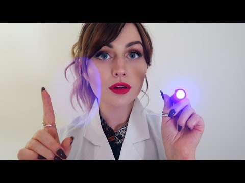 [ASMR] Trainee Eye Doctor Examines You - Follow the Light, Personal Attention