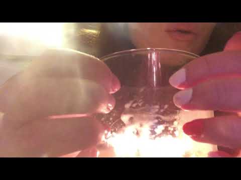 ASMR Candle Light - whispers, blowing, mouth sounds, tapping and scratching 💋