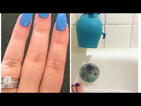 ASMR Tapping in the bathtub