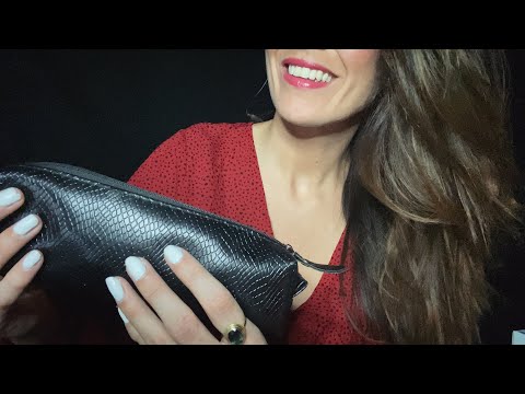 ASMR -  Fast Fingertip Tapping - No Talking - 10 Triggers