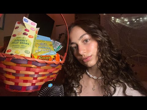 ASMR | Mic Rubbing + What’s in my Easter Basket 🐰🍬