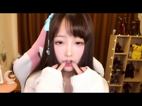 ASMR Tingly Mouth Sounds & Hand Movements | Personal Attention
