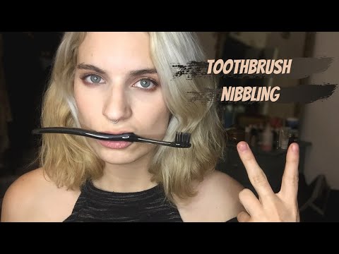 ASMR | Toothbrush Nibbling & Chewing (Mouth Sounds)