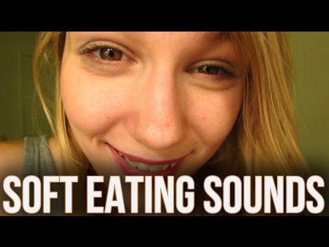 [BINAURAL ASMR] Soft Eating Sounds (apple, yogurt, banana, softly spoken rambling)