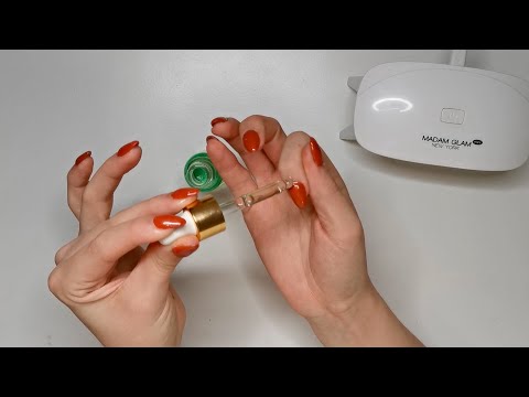 [ASMR] Do an autumn nail manicure with me ~ tapping, soft spoken