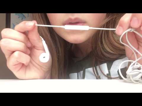 ASMR- tongue fluttering and movements! mouth sounds! 💝💝💝💝