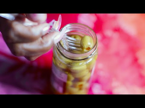 OLIVES STUFFED WITH MINCED PIMIENTOS ASMR EATING SOUNDS