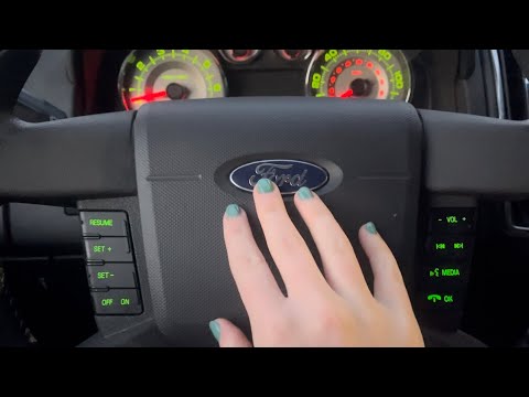 ASMR in my Car🚗 (come chat with me)