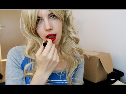 Eleven Does 100 Layers Of Lipstick - ASMR - Counting And Kisses