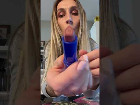 Open Up My IPSY Bag With Me! ASMR 💄