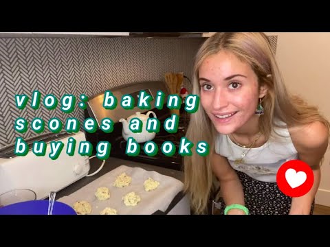 vlog | baking scones and book shopping