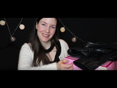 [ASMR] Clothing Store - Fabric Sounds