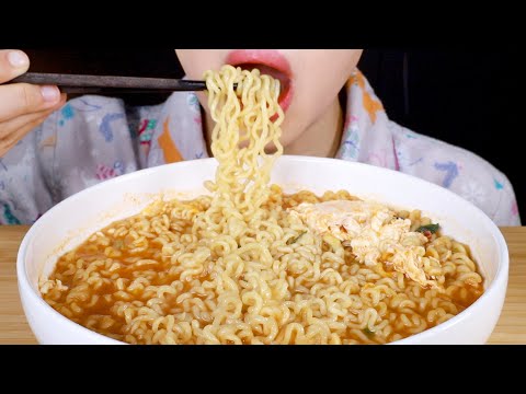 ASMR Instant Ramen Noodles | Shin Ramyeon | 신라면 | Eating Sounds Mukbang