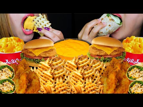 ASMR CHEESY CHICK-FIL-A FEAST! FRIED CHICKEN, MAC & CHEESE, WAFFLE FRIES, SPICY CHICKEN SANDWICH 먹방