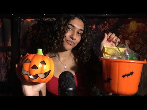ASMR Halloween tapping & scratching triggers!